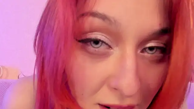 Snapshot of CrystalRey chatting on January 31, 8:11 am CrystalRey online show from January 31, 8:11 am