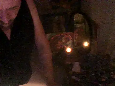 Snapshot of prcalek19 chatting on November 13, 5:17 pm prcalek19 online show from November 13, 5:17 pm