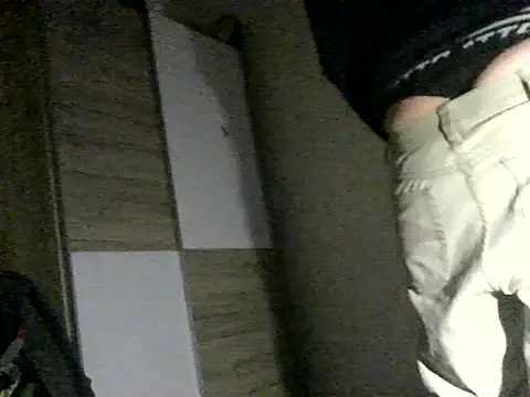 Snapshot of prcalek19 chatting on December 17, 4:45 pm prcalek19 online show from December 17, 4:45 pm