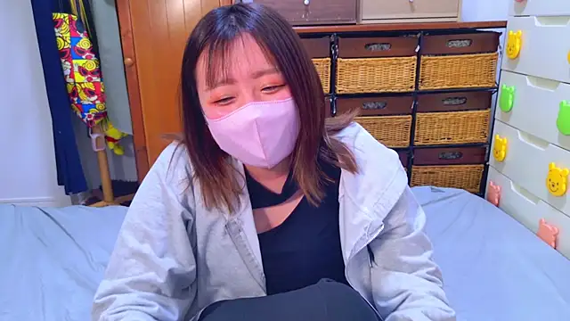 Snapshot of ayu_yu_xo chatting on February 11, 1:20 pm ayu yu xo online show from February 11, 1:20 pm