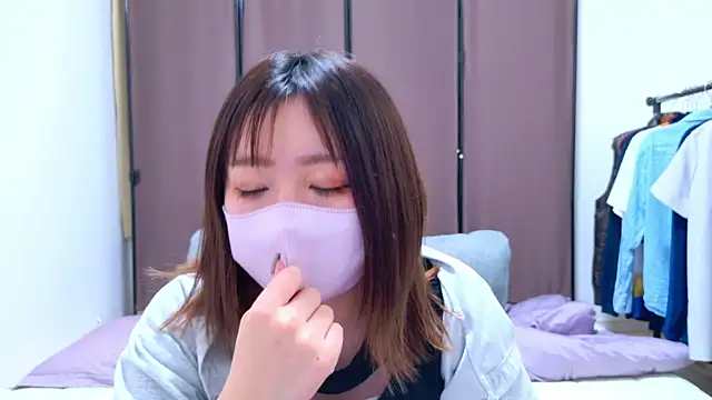 Snapshot of ayu_yu_xo chatting on February 11, 4:56 pm ayu yu xo online show from February 11, 4:56 pm