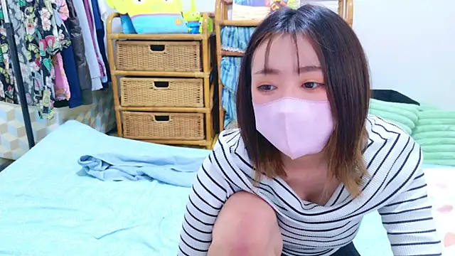 Snapshot of ayu_yu_xo chatting on December 23, 5:43 pm ayu yu xo online show from December 23, 5:43 pm