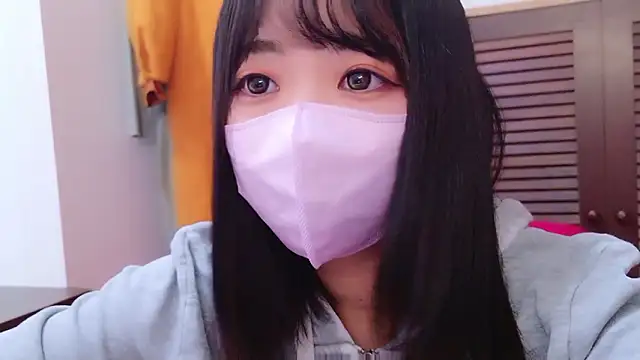 Snapshot of Minami_San chatting on September 13, 5:57 pm Minami San online show from September 13, 5:57 pm