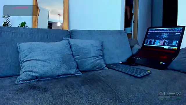 alex wolf  online show from February 14, 11:16 pm