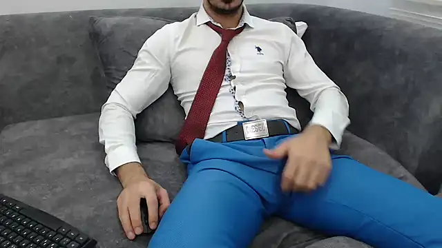 Naughtb0y online show from November 8, 11:08 pm