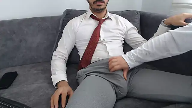 Naughtb0y online show from May 22, 10:24 am