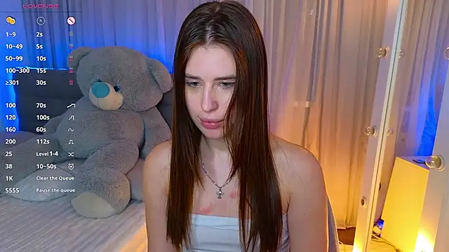 Snapshot of Milkissss chatting on February 21, 10:12 pm Milkissss online show from February 21, 10:12 pm