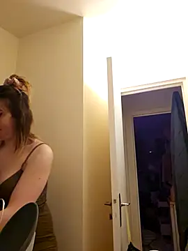 Icy  Diamond online show from February 12, 8:30 pm