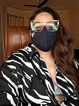 SEXY-Sardarni online show from July 9, 2:27 pm