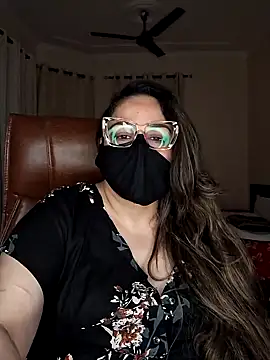 Snapshot of SEXY-Sardarni chatting on January 18, 3:49 pm SEXY-Sardarni online show from January 18, 3:49 pm