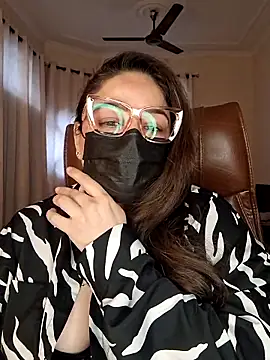 Snapshot of SEXY-Sardarni chatting on December 18, 7:46 am SEXY-Sardarni online show from December 18, 7:46 am