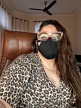 SEXY-Sardarni online show from March 29, 8:27 am