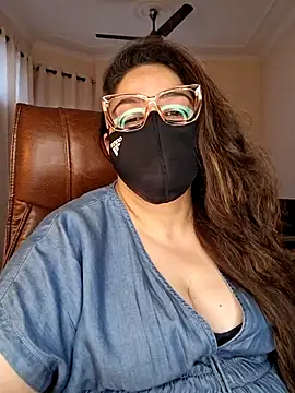 SEXY-Sardarni online show from June 27, 8:09 am