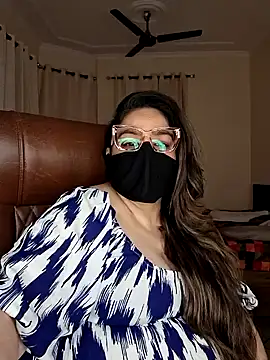 Snapshot of SEXY-Sardarni chatting on December 23, 3:55 pm SEXY-Sardarni online show from December 23, 3:55 pm