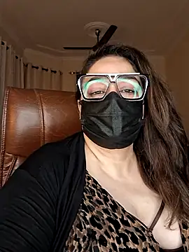 SEXY-Sardarni online show from January 16, 3:16 pm