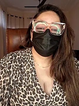 SEXY-Sardarni online show from February 7, 7:49 am