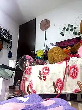 Snapshot of Atenea168 chatting on October 2, 9:18 pm Atenea168 online show from October 2, 9:18 pm