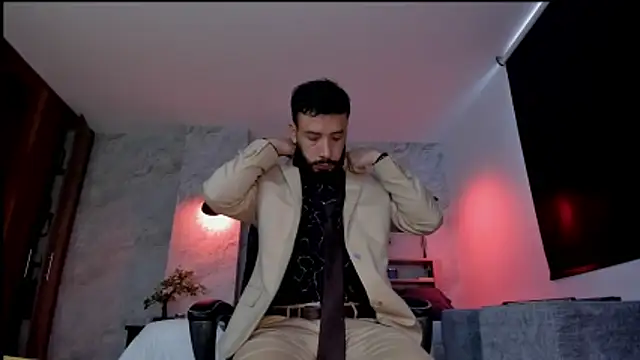 bruno woods online show from November 30, 12:39 pm