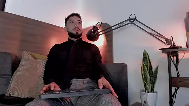 bruno woods online show from May 4, 3:48 pm