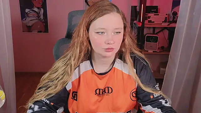 carolina elf online show from March 3, 5:03 am