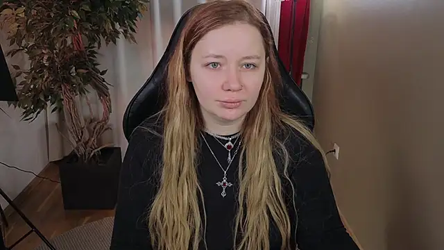 carolina elf online show from February 3, 5:16 am