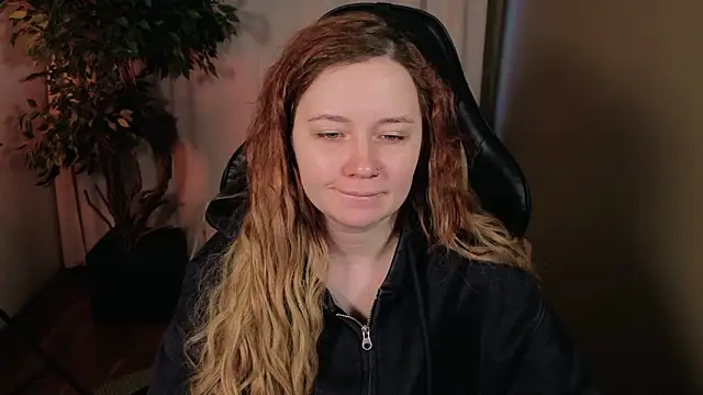 carolina elf online show from March 16, 5:26 am