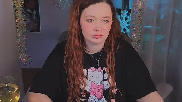 carolina elf online show from December 21, 8:20 pm