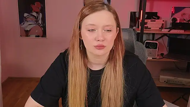 carolina elf online show from February 25, 4:56 am