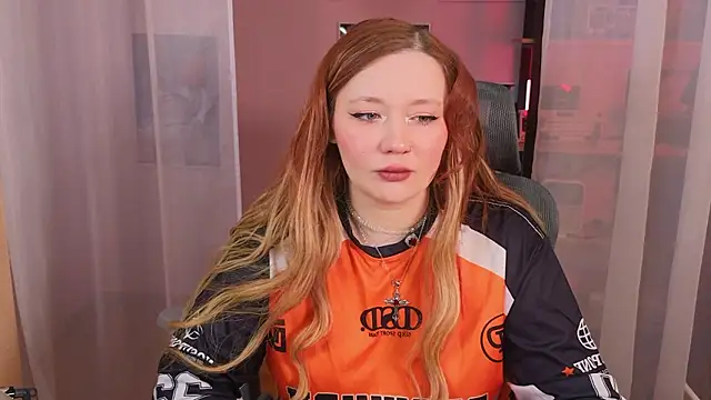 carolina elf online show from February 17, 5:16 am