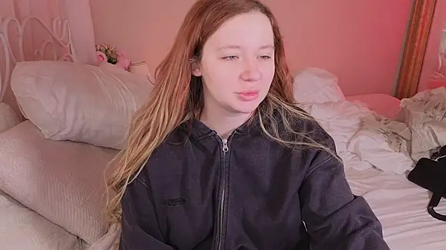 carolina elf online show from March 4, 5:15 am