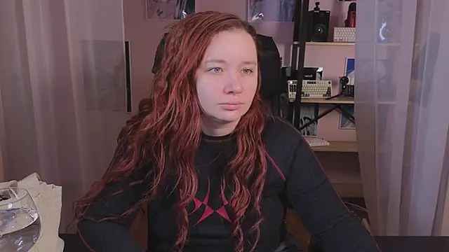 carolina elf online show from October 24, 10:36 am