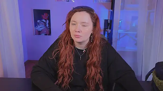 carolina elf online show from November 15, 12:20 pm