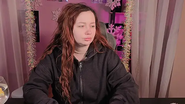 carolina elf online show from January 6, 6:06 am