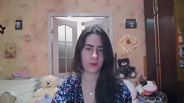 Snapshot of INELIKA chatting on September 17, 9:06 pm INELIKA online show from September 17, 9:06 pm