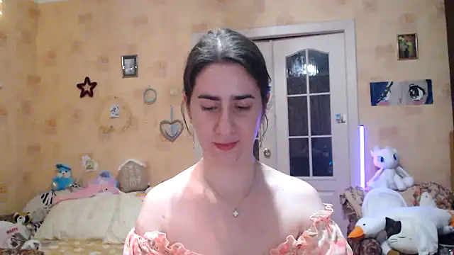 Snapshot of INELIKA chatting on January 29, 3:47 pm INELIKA online show from January 29, 3:47 pm