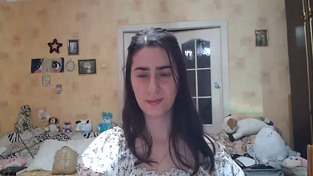 Snapshot of INELIKA chatting on December 22, 9:53 pm INELIKA online show from December 22, 9:53 pm