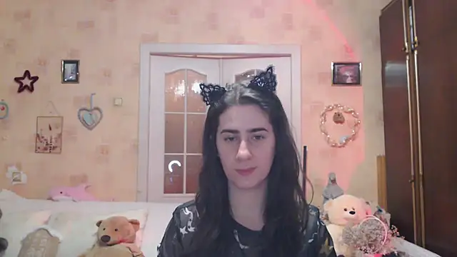 Snapshot of INELIKA chatting on November 26, 5:46 pm INELIKA online show from November 26, 5:46 pm