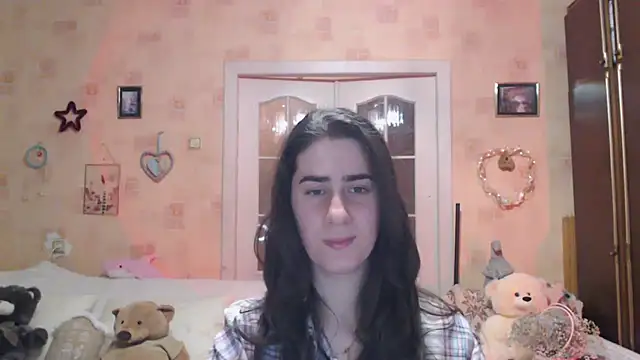 Snapshot of INELIKA chatting on November 25, 9:04 pm INELIKA online show from November 25, 9:04 pm