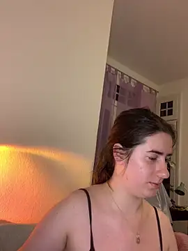 Snapshot of INELIKA chatting on June 13, 10:29 pm INELIKA online show from June 13, 10:29 pm