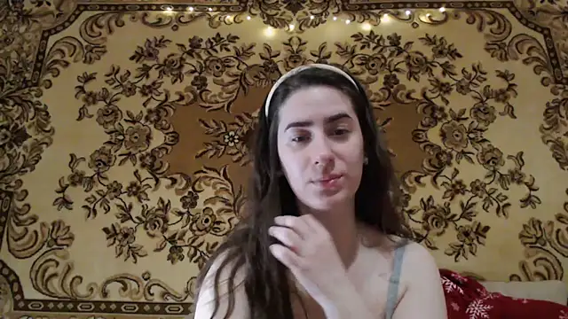 Snapshot of INELIKA chatting on December 3, 9:58 pm INELIKA online show from December 3, 9:58 pm