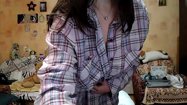 Snapshot of INELIKA chatting on December 12, 7:04 pm INELIKA online show from December 12, 7:04 pm