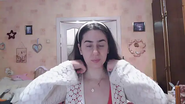 Snapshot of INELIKA chatting on November 16, 4:12 pm INELIKA online show from November 16, 4:12 pm