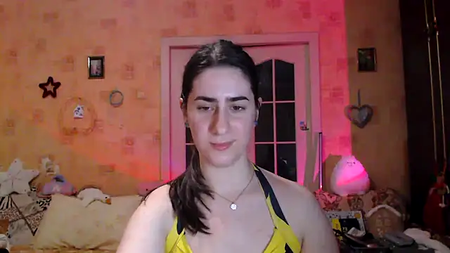 Snapshot of INELIKA chatting on March 6, 10:04 pm INELIKA online show from March 6, 10:04 pm