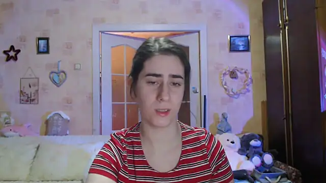 Snapshot of INELIKA chatting on October 7, 10:00 pm INELIKA online show from October 7, 10:00 pm