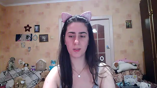 Snapshot of INELIKA chatting on December 11, 8:39 pm INELIKA online show from December 11, 8:39 pm