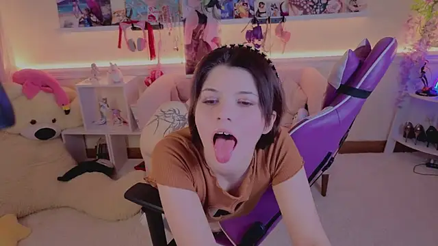 Katya Zaitseva online show from January 17, 1:37 pm