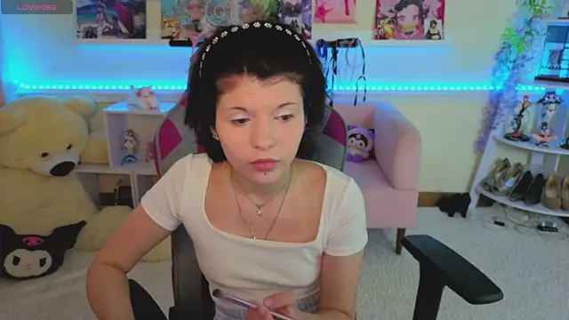 Snapshot of Katya_Zaitseva chatting on June 11, 12:35 pm Katya Zaitseva online show from June 11, 12:35 pm