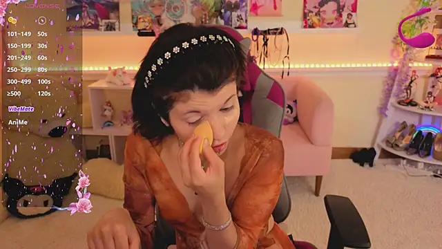 Snapshot of Katya_Zaitseva chatting on June 18, 12:21 pm Katya Zaitseva online show from June 18, 12:21 pm