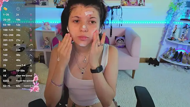 Snapshot of Katya_Zaitseva chatting on July 1, 6:19 pm Katya Zaitseva online show from July 1, 6:19 pm