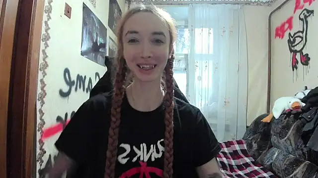 Snapshot of Roxy_Silver chatting on February 26, 2:49 pm Roxy Silver online show from February 26, 2:49 pm
